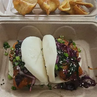 Bang Bang Chicken Bao