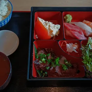 Many bento options, including sushi