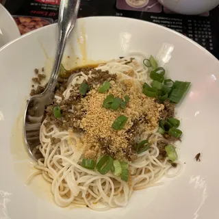 A2. Dan Dan Noodles