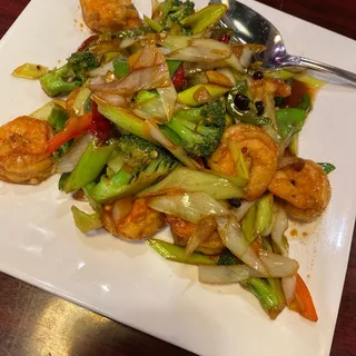 C5. Hunan Shrimp