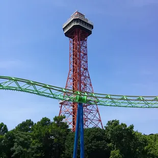 Shock Wave in the foreground, Oil Derrick in the background