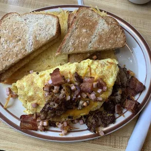 Meat omelette, Hashbrowns &amp; Eggs