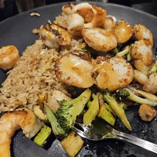 Shrimp and scallop hibachi