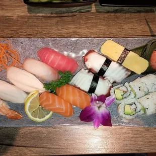 Sushi deluxe
