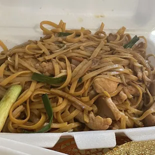 18. Chicken Lo Mein