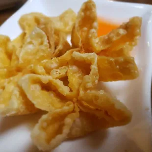 Crab ragoon.. It was just OK.