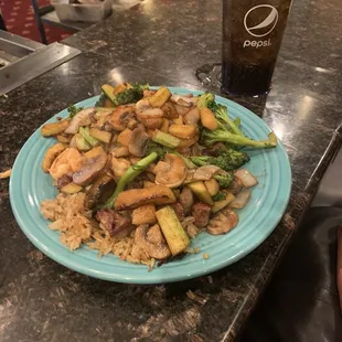 Shoguns Special with extra shrimp,veggies &amp; fried rice.