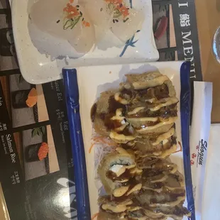 Scallop Nigiri and Volcano Roll