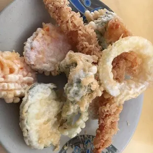 Shrimp Tempura. It looked great but it still had no flavor after dumping lots of salt on it. I don't recommend.