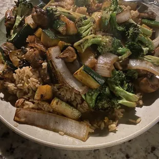 a plate of stir fried vegetables