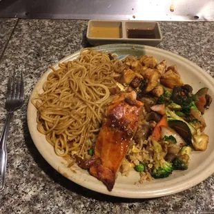 2015-12-21 21.03.12; Chicken &amp; Salmon, rice &amp; noodles @ Shogun Japanese Steakhouse - 2324 N Germantown Pkwy, Cordova, TN