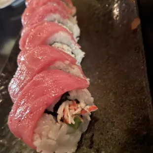 $25 - toro roll: toro on top of Cali.