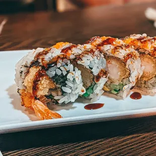 Shrimp tempura roll