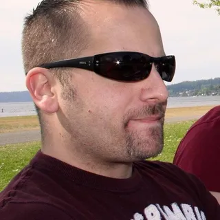 Sean R.