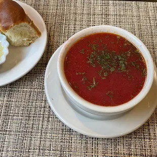 Borscht soup with buttery buns