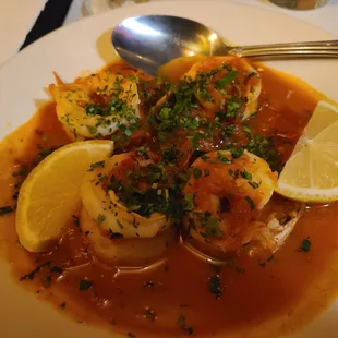 Shrimp Appetizer  Spicy garlic jumbo shrimp simmered in fresh tomatoes, crushed chili peppers and spices.