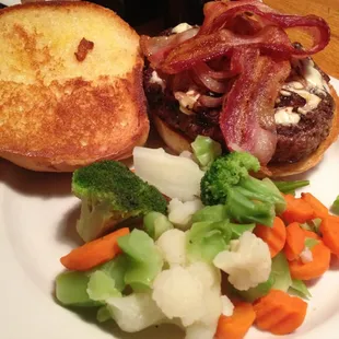 Bleu cheeseburger. 6 out of 10