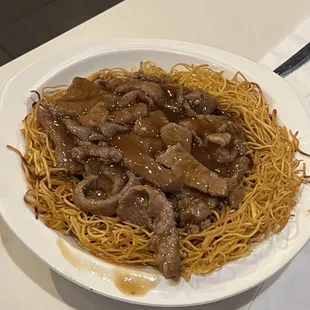 Beef with Tender Green Pan Fried Noodle