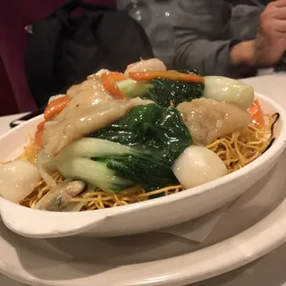 Seafood Pan Fried Noodle