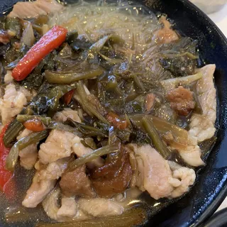 Pickled Cabbage & Shredded Pork Rice Noodle Soup