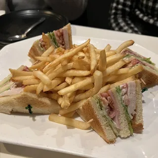 Club Sandwich w/ French Fries