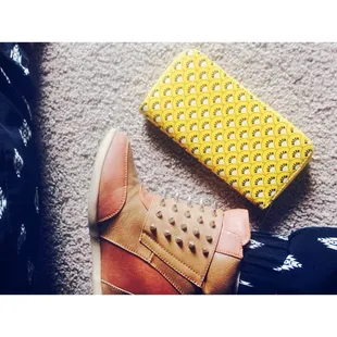 $16 for this cute wallet