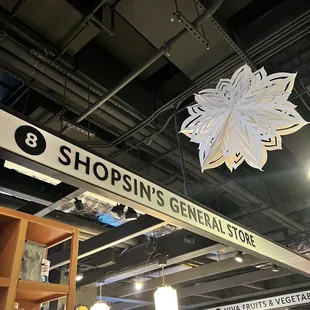 ramen and noodles, interior