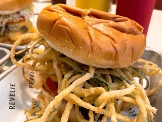 Revelie Luncheonette