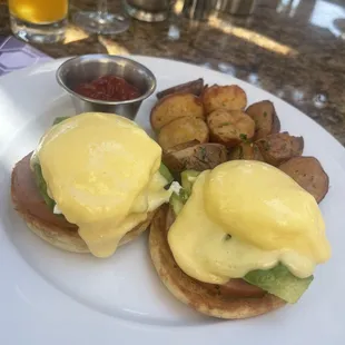 Eggs Benedict