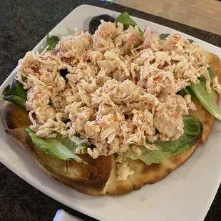 Lobster roll flatbread
