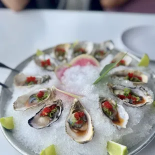 Tin&apos;s Dressed Oysters