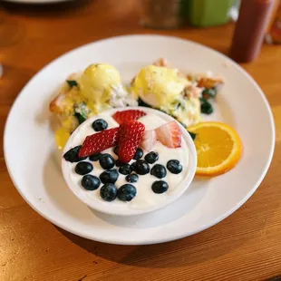 Seared Salmon &amp; Baby Kale Benedict with Lemon Greek Yogurt with Berries