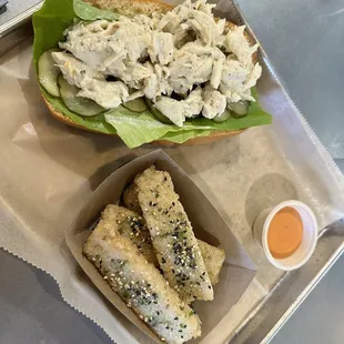 Crab roll and rice sticks