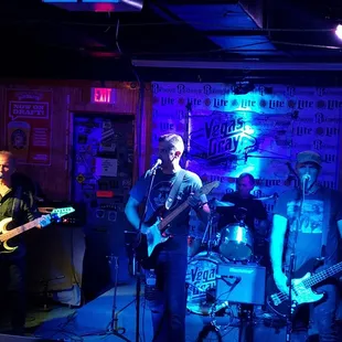 Vegas Grey at ROADHOUSE