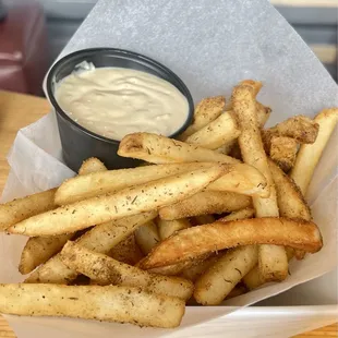 Jerk Fries with Pineapple dipping sauce