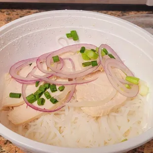 Pho base without broth. (chicken, rice noodles).