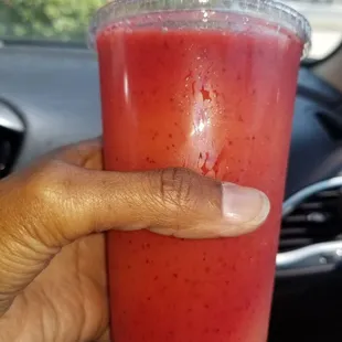 Soft Frozen Strawberry Lemonade