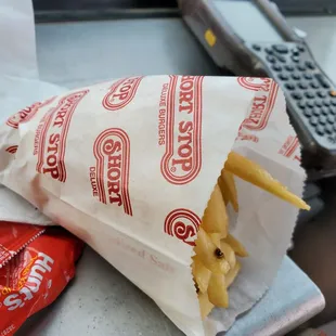 There were more fries. Just had to eat some before taking the photo #sorrynotsorry