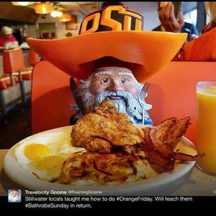 Shortcakes so famous even the Travelocity knome stopped by !