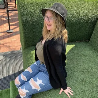 Kayla F.