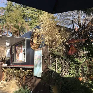 outside, ramen and noodles