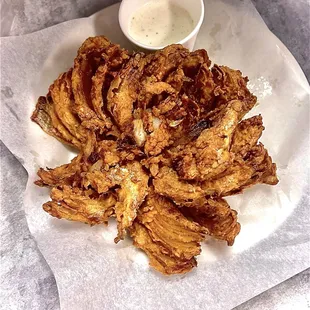Blooming onion