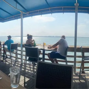 Breakfast on the water