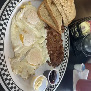 CORNED BEEF HASH
