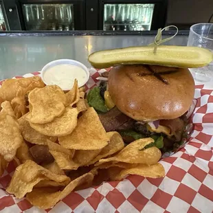 Shorty's Sports Pub & Grill