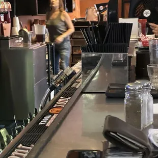 Excellent bar with awesome food!