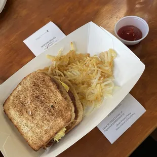 Breakfast Sandwich with hash browns