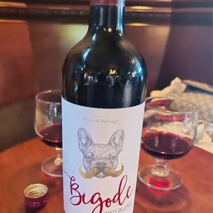 Bigode Red Blend (French bulldog owner)