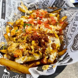The chili pie fries are awesome! Nice and spicy!