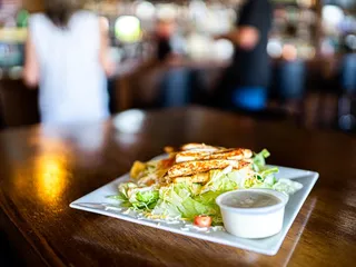 Gardens Bar & Grill